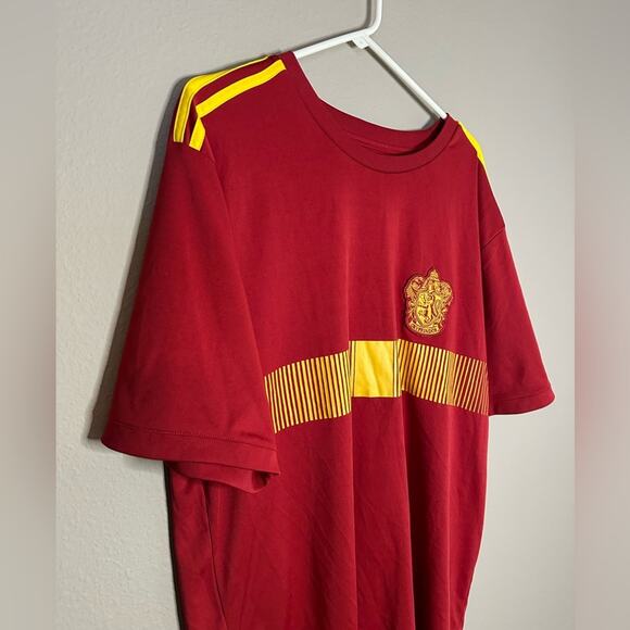 Harry Potter Gryffindor Mens Shirt Size 2X Wizarding World Universal Studios - Picture 2 of 6